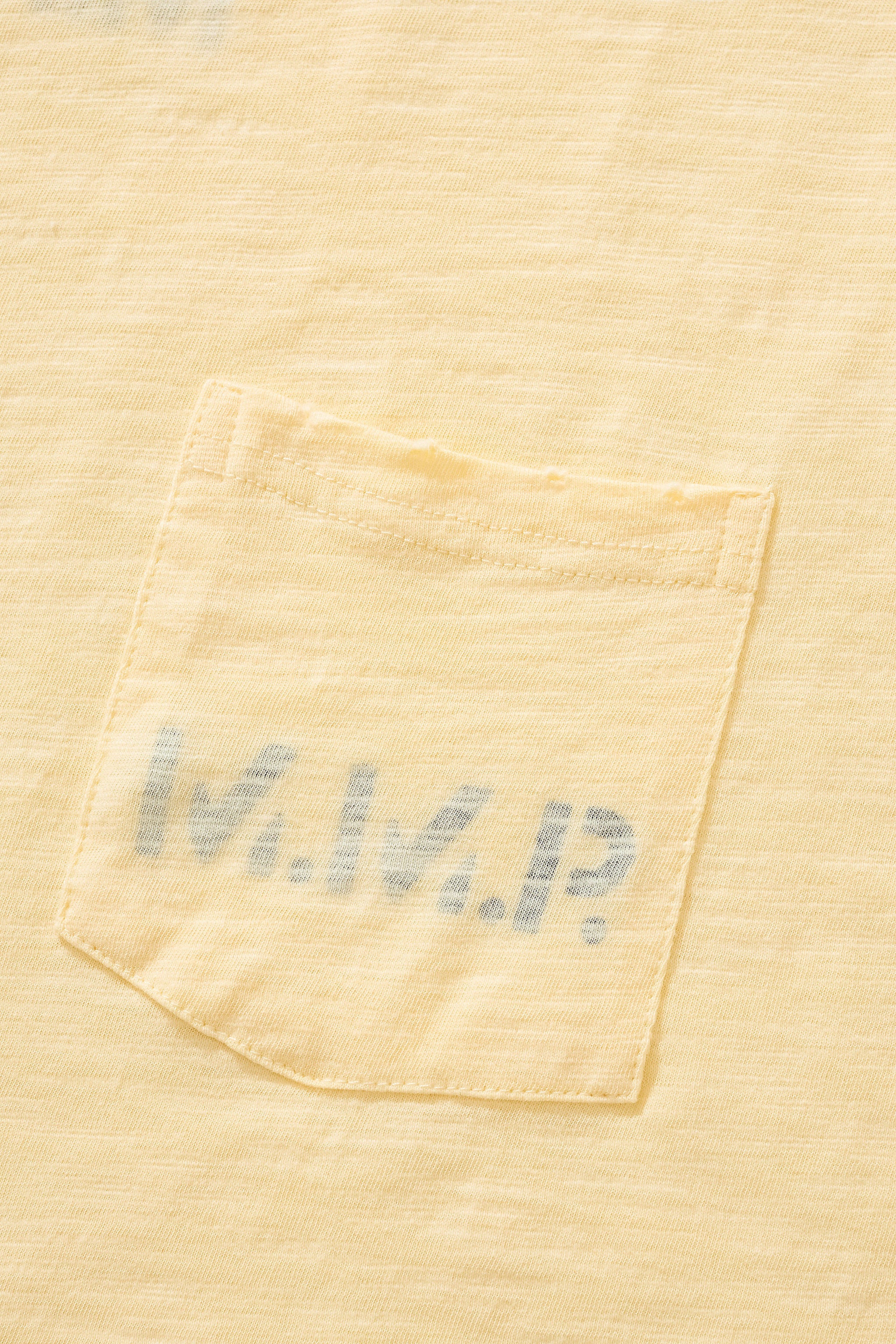 YELLOW POCKET LONGSLEEVE