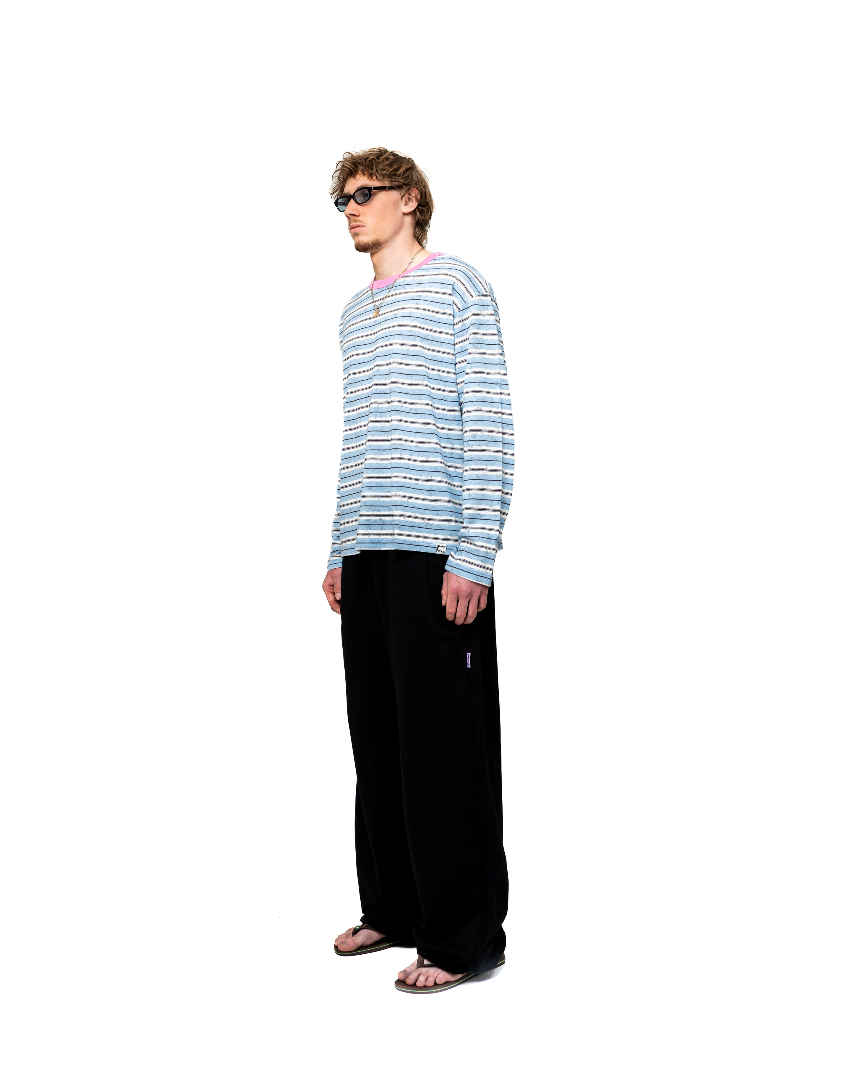 BLACK WUMBO SWEATS